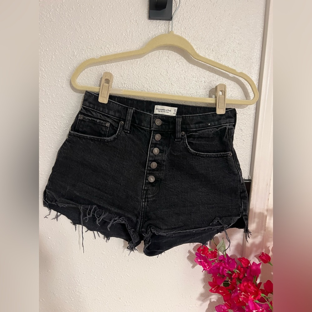 Abercrombie & Fitch | Curve Love High Rise Mom Shorts | Size 27 | Black